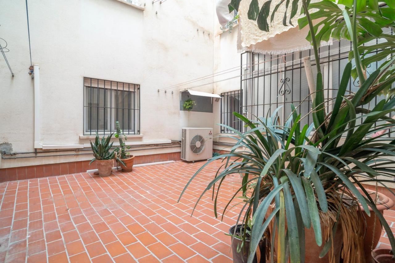 Amplio Piso Para Disfrutar Del Centro De Malaga Con Parking Gratuito Luaran gambar